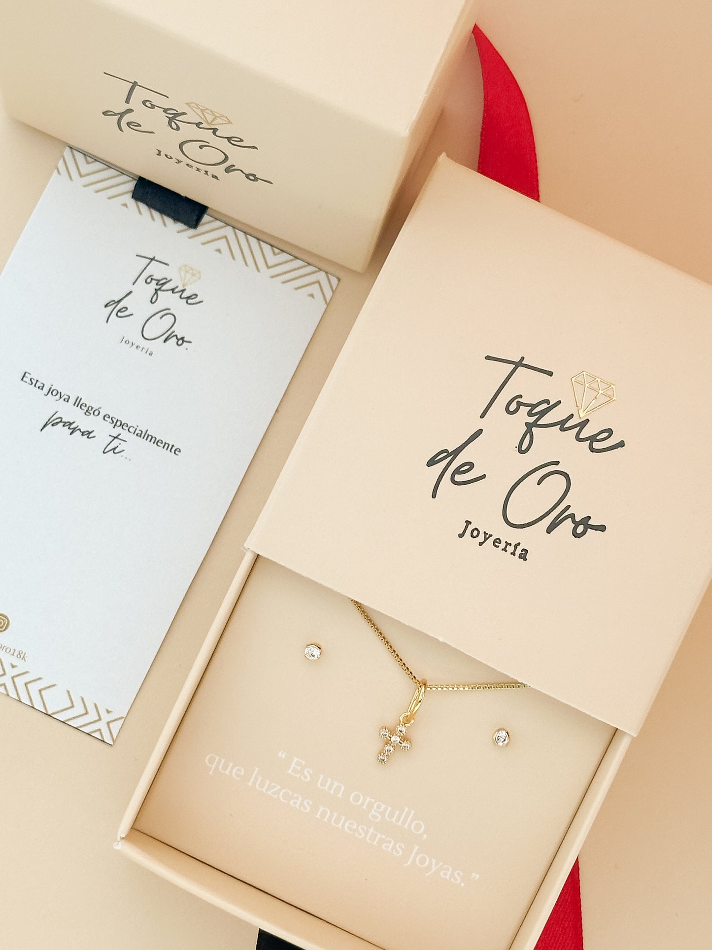 Juego De Cruz + Aretes