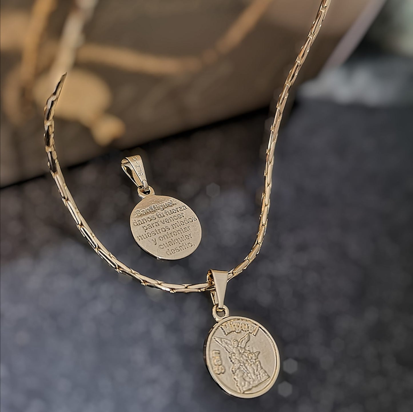 Dije medalla San Miguel Arcangel