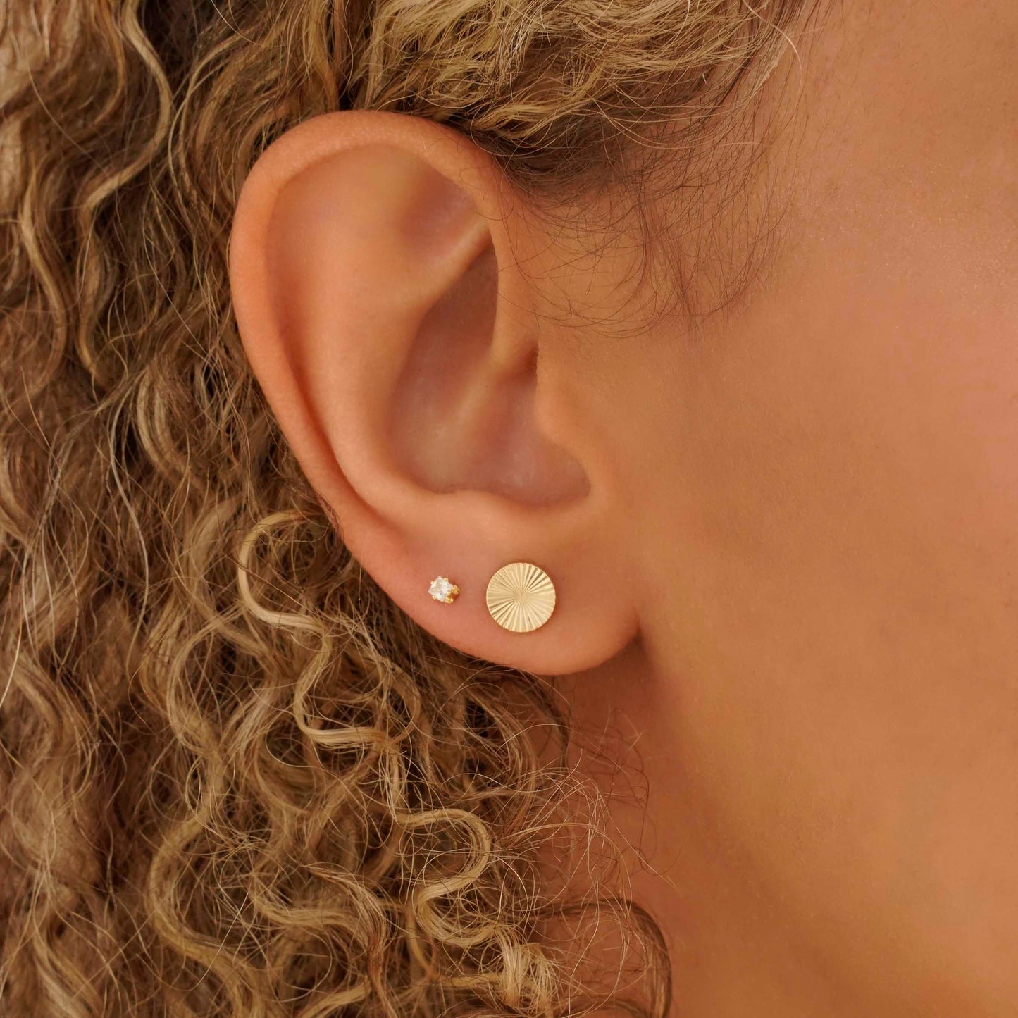 Arete Mini Circón Cristal