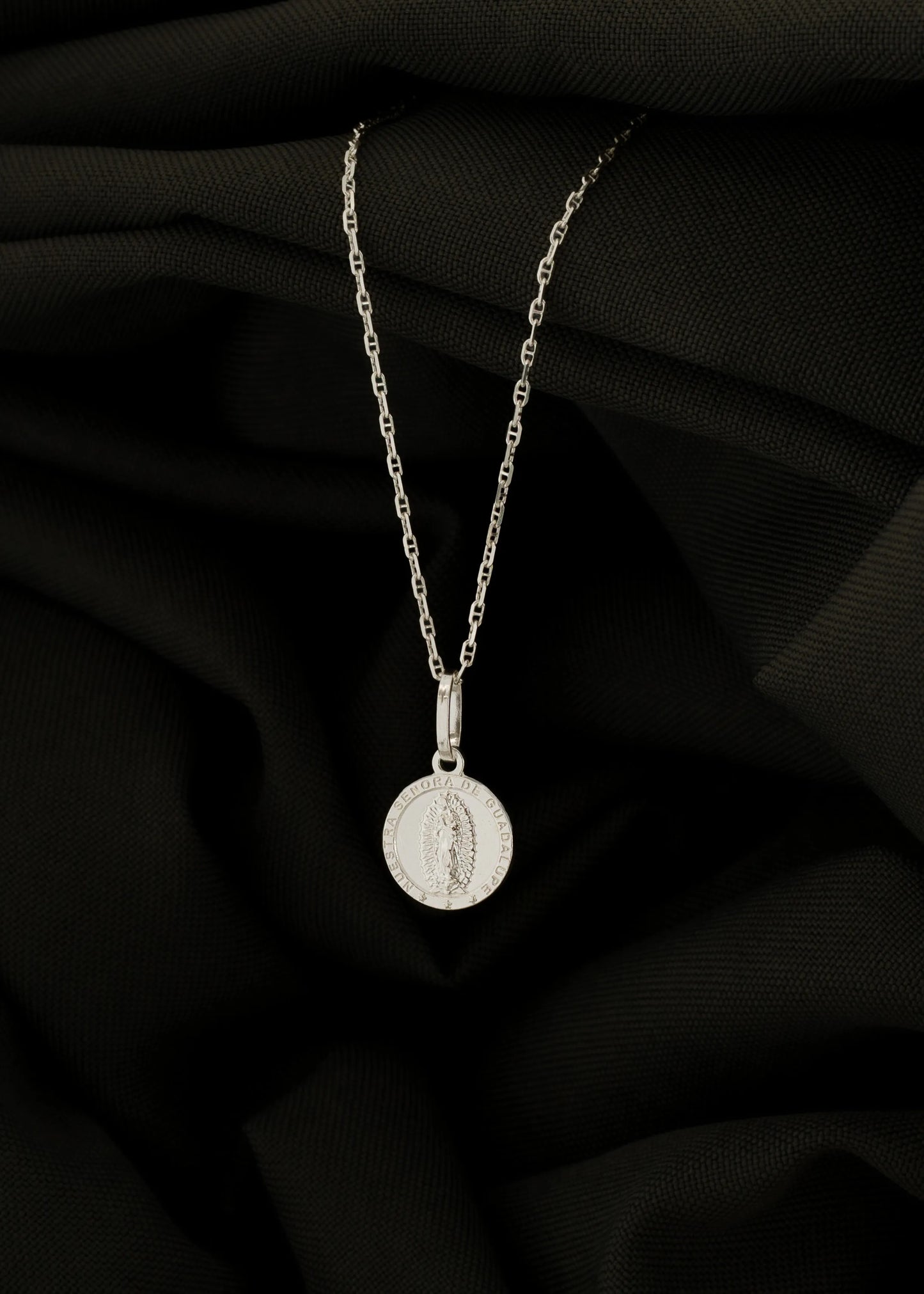 Cadena Marine 40 Cms + Dije Guadalupe