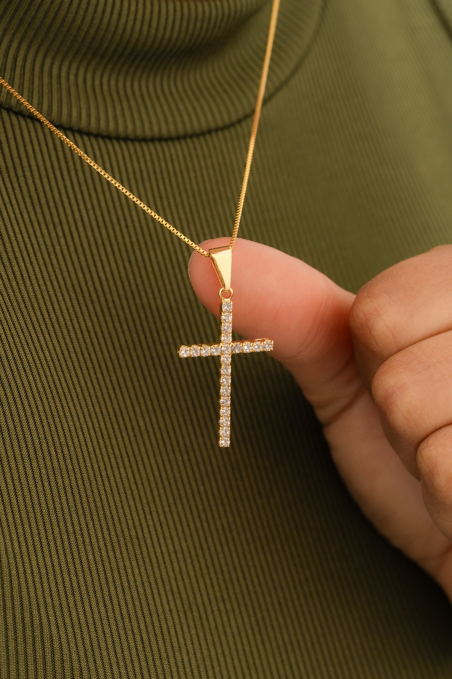 Dije Cruz de lujo circonias