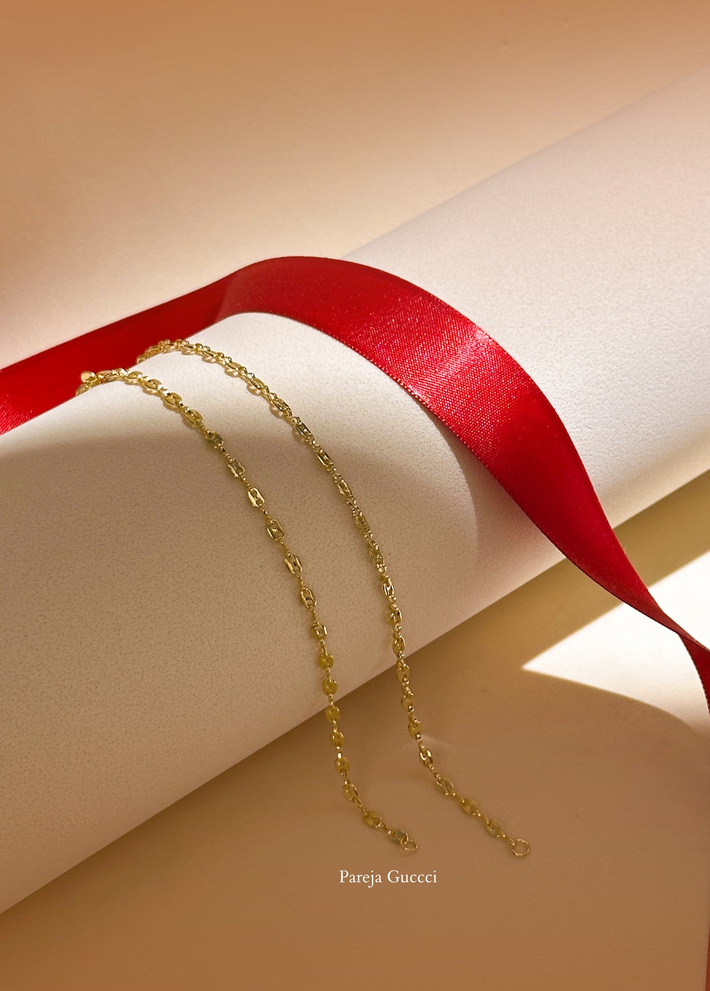 Pareja de Pulseras Guccci.