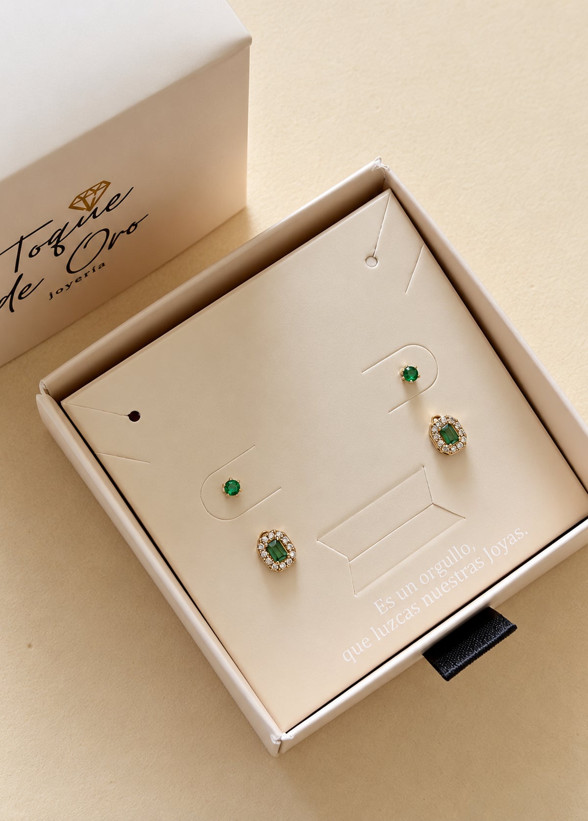 Set tipo esmeraldas x 2  Cristal o Verde